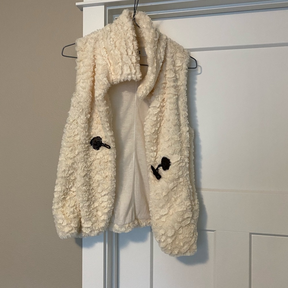 Forever 21 Cream Sherpa Vest with Black Accents